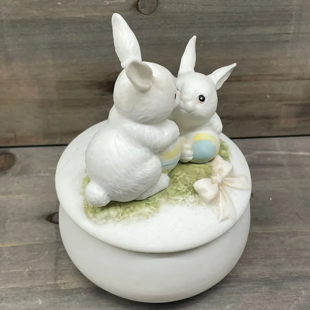 Vintage 1988 Arnart Royal Carlton Bunny Duo Easter Trinket Box Porcelain Dish